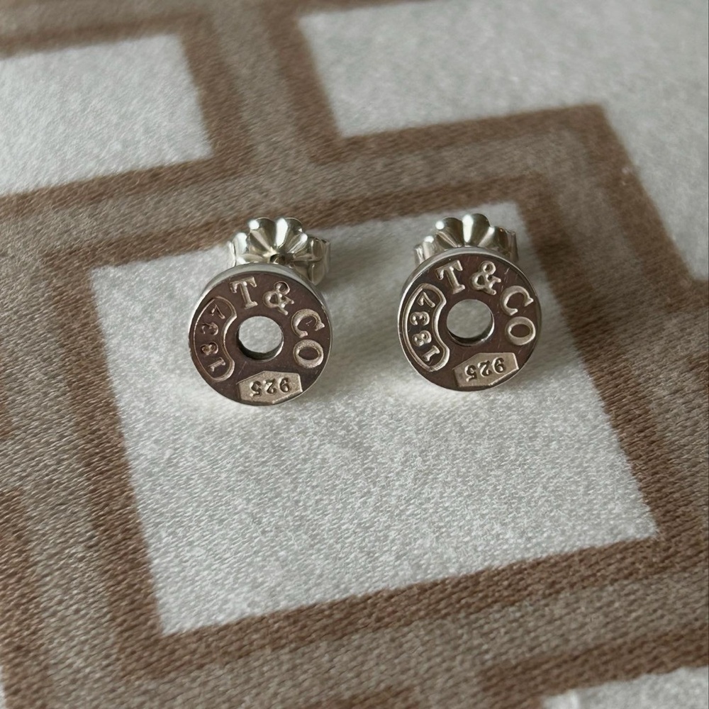 Tiffany & Co. 925 Sterling Silver Circle Round Stud Earrings